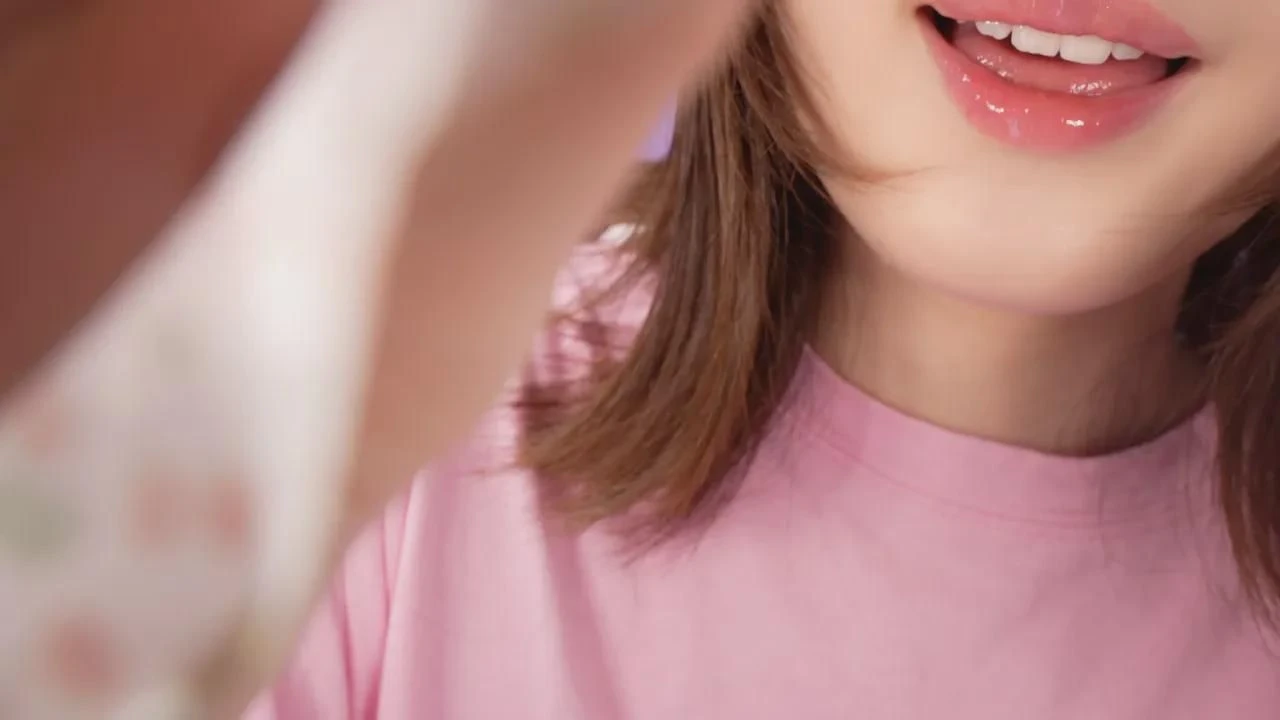 ASMR Cham：缓解压力的ASMR视觉触发（触摸脸部，手部动作，刷脸，拔毛）