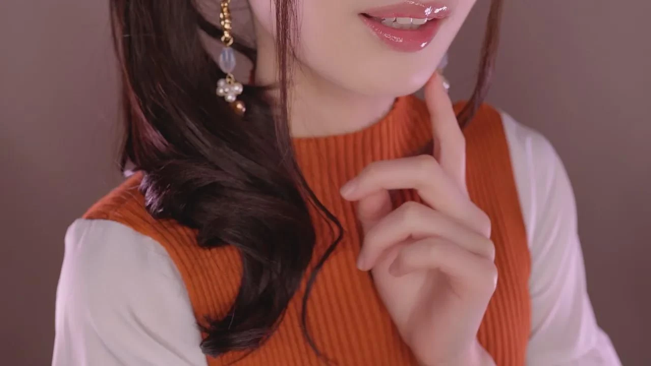 ASMR Cham：深沉而轻柔的低语😴 耳朵相贴的低语