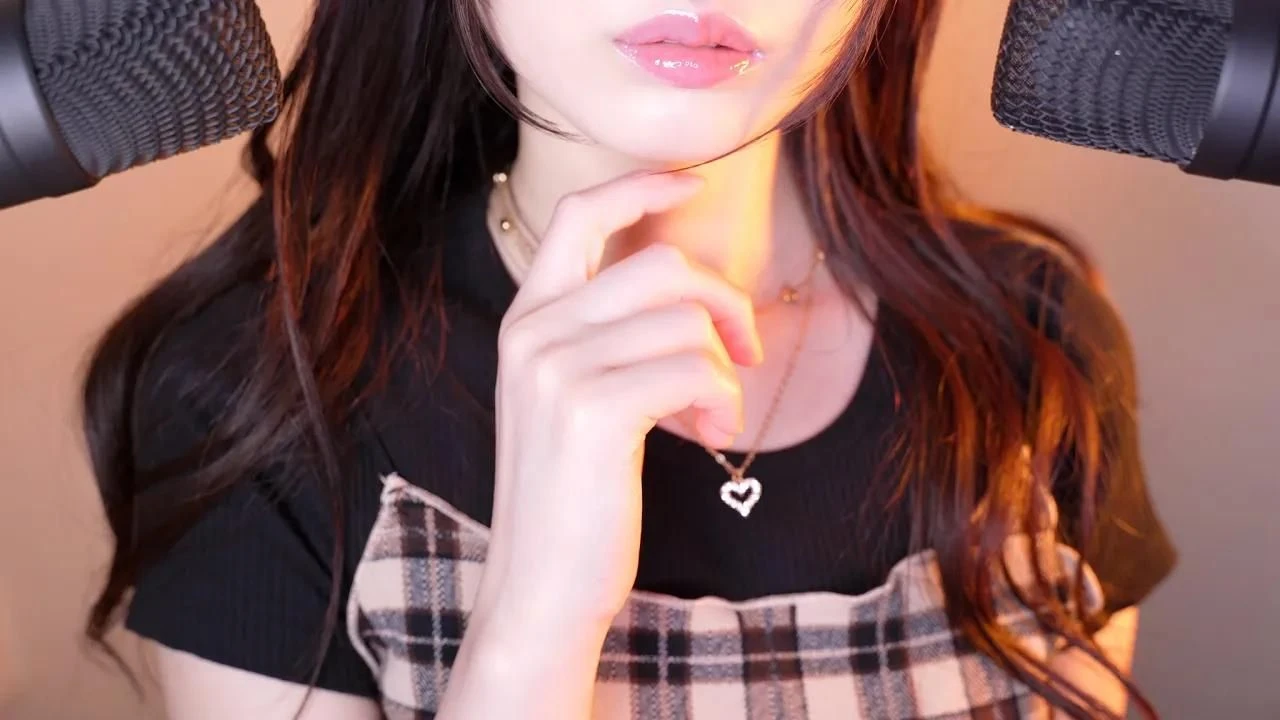 ASMR Cham：耳内深处传来轻柔低语 你我心声相通