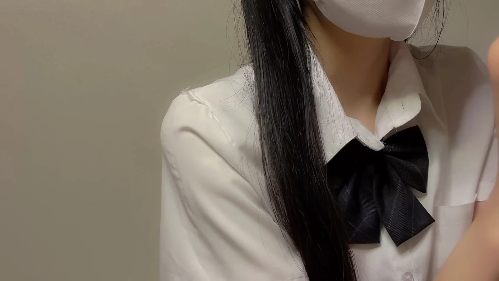 Mii ASMR ：酷酷的前辈只顾着自己，一边被耳塞
