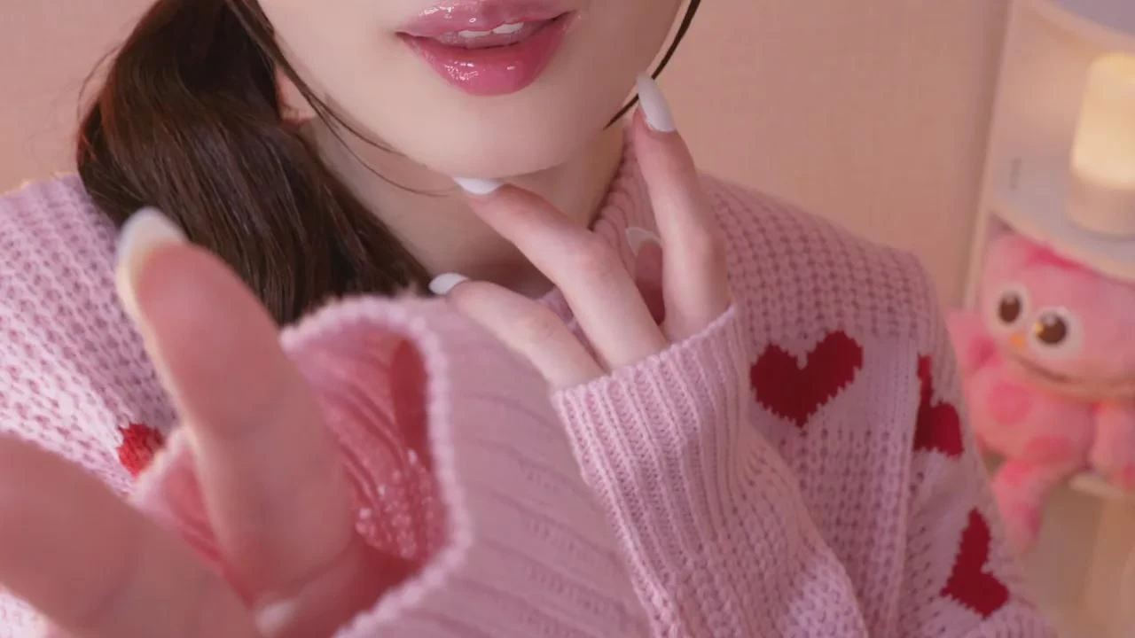ASMR Cham：给你带来触感~ 我深深地爱着你?? ~ （特写低语）