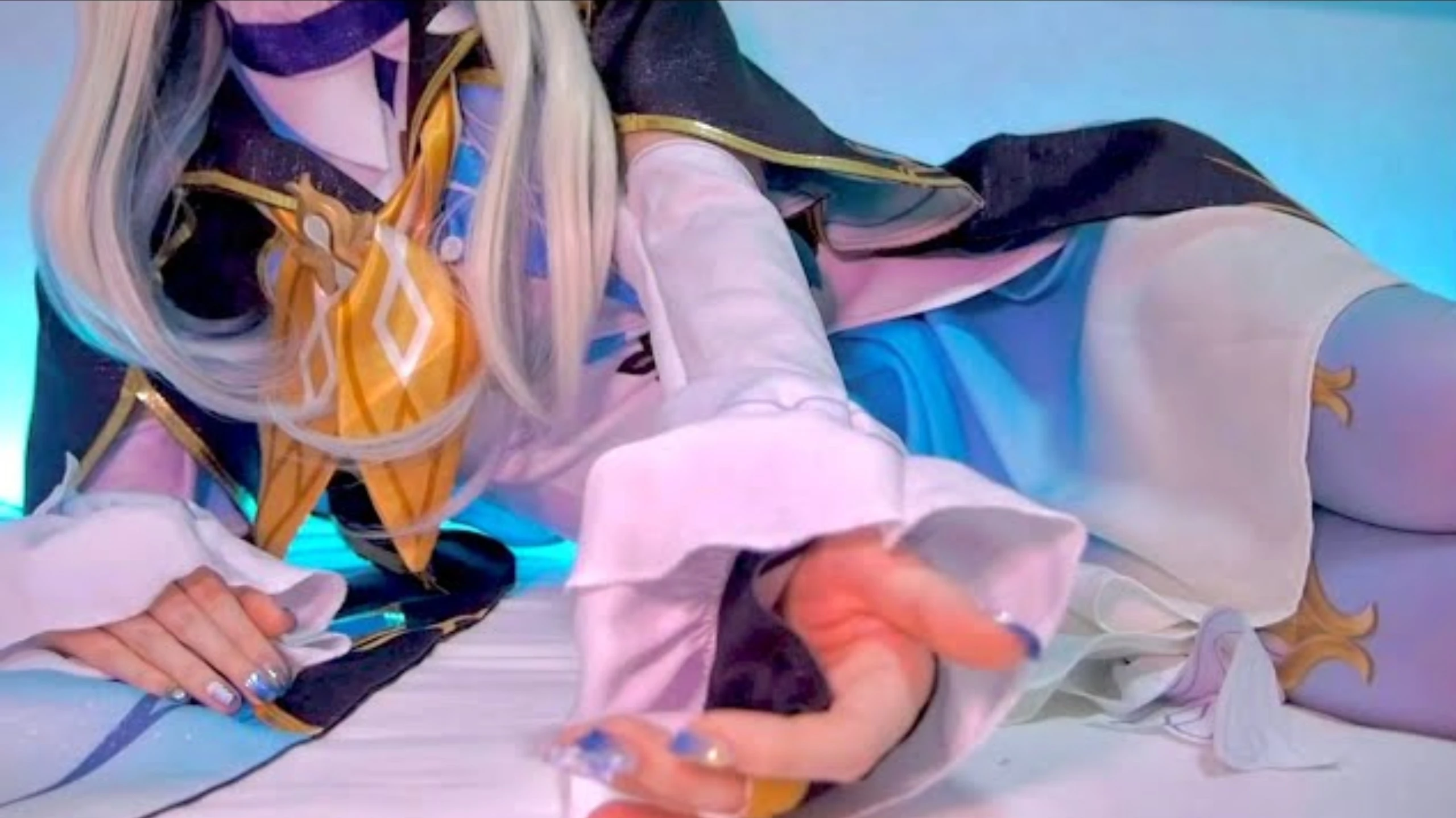 Otomaki ASMR：【ASMR/No talking】崩坏: 星穹铁道/流萤 Cosplay!共同睡眠 x 心跳 x 拍拍头