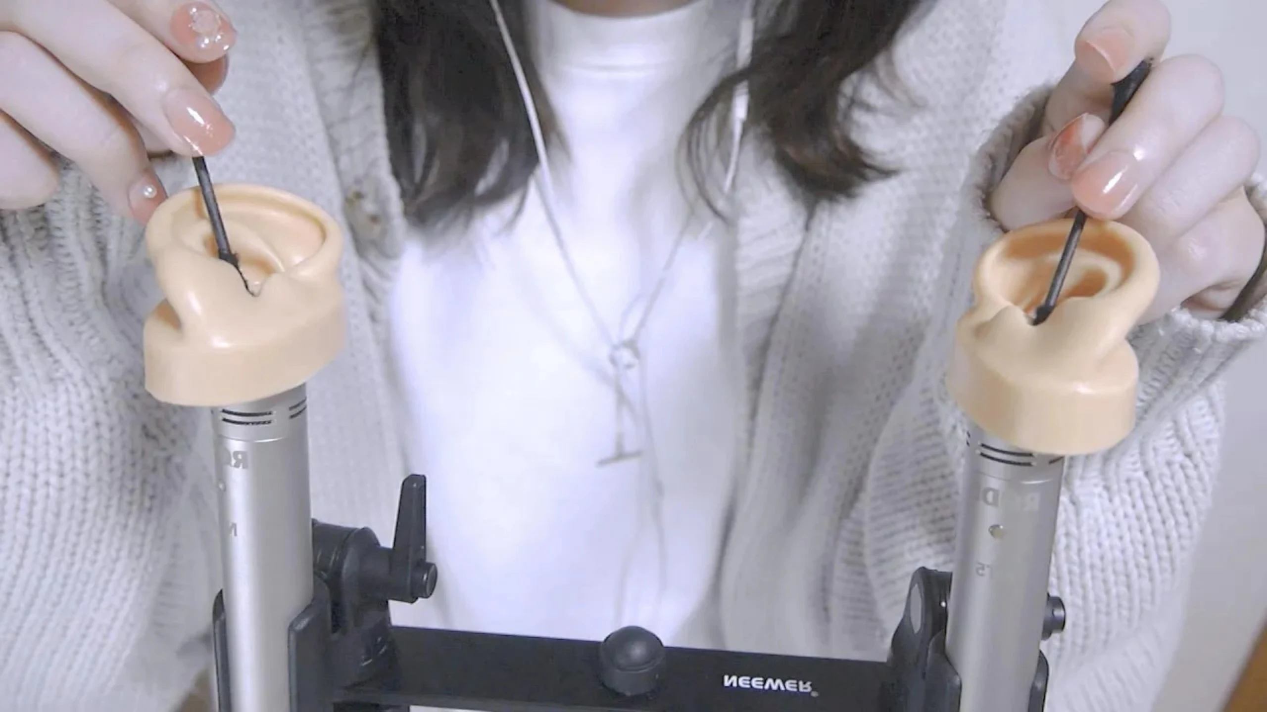 Otomaki ASMR：[ASMR/耳语]我试过把耳朵放在Rode NT5上（棉签/轻型耳塞/不锈钢耳塞/Brahma）