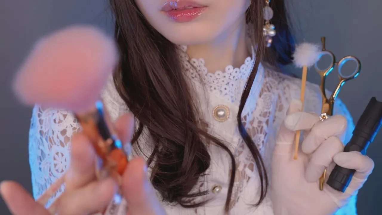 ASMR Cham：最快的人工触感发型修剪服务、测量服务、眼科医生服务、绘画服务、化妆服务、牙医服务、耳部清洁服务、头皮按摩服务