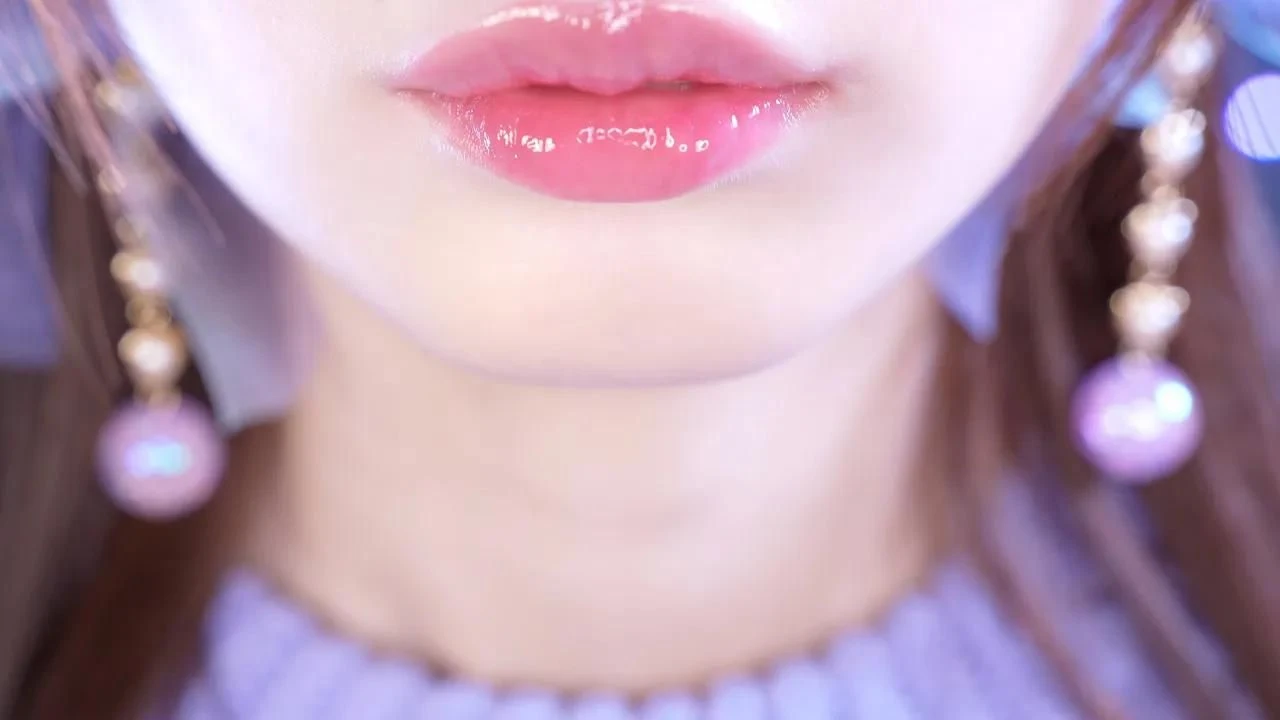 ASMR Cham：类似于这种轻柔的口腔发声，有助于睡眠。