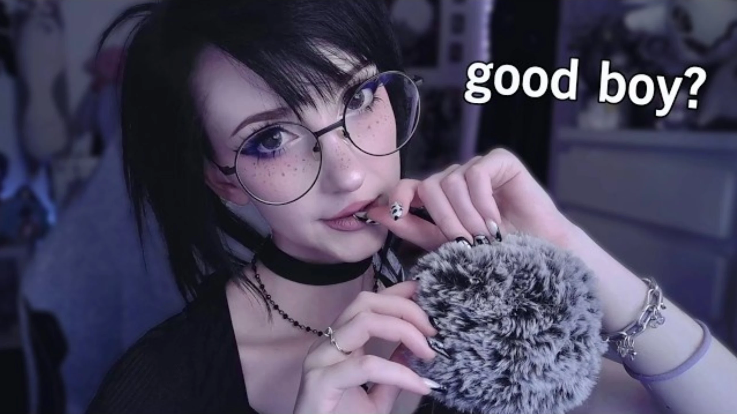 nananightray：ASMR ，给那些一听到我就放松的好孩子