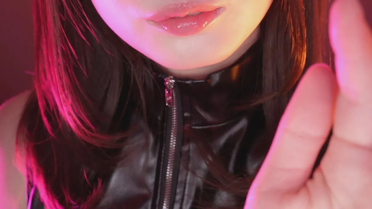 ASMR Cham：摸摸自己的脸以放松身心 ☺️