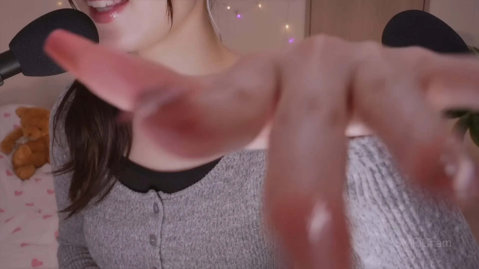 ASMR Cham：你能处理这些深耳对耳的低语吗