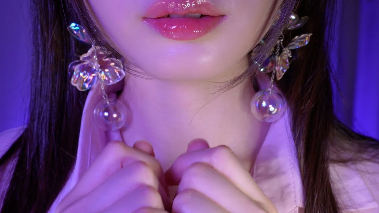 ASMR Cham：音波轻抚声 & 缓慢的手部动作?? （特写低语）