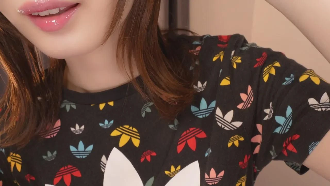 ASMR Cham：午夜恶魔耳语😈低语食物