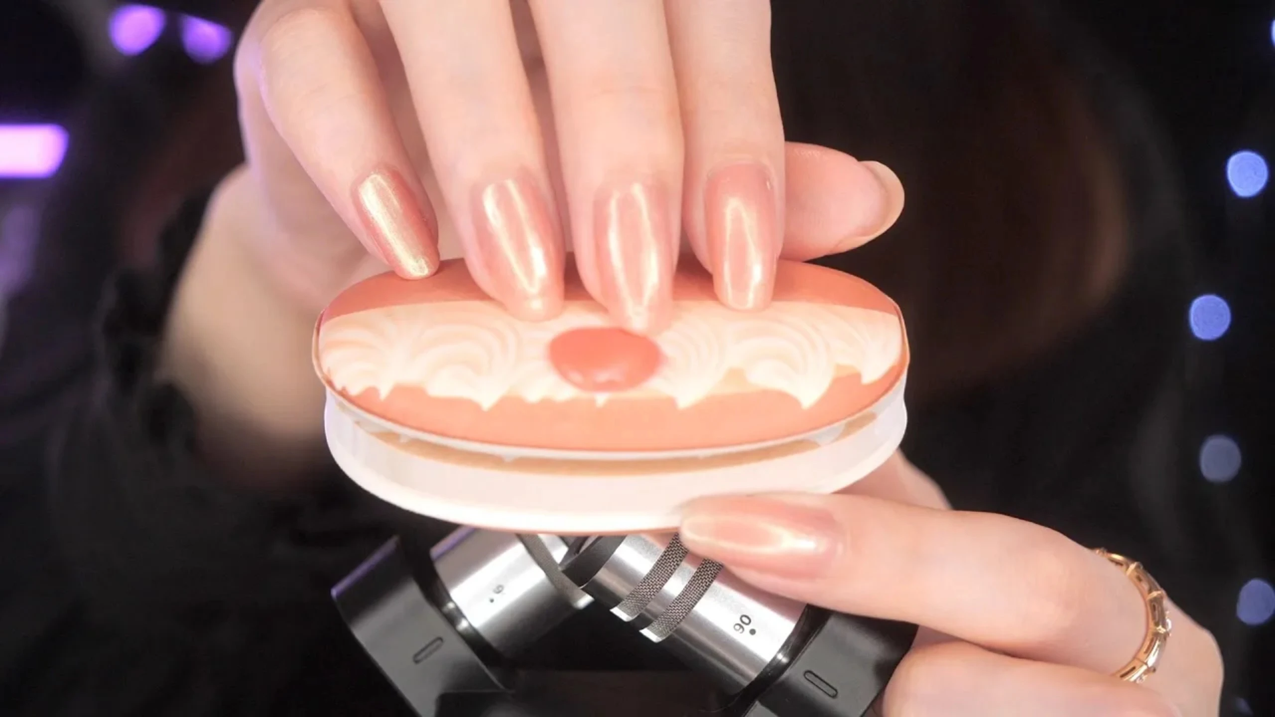 Coromo Sara. ASMR：ASMR放松睡眠的随机触发(不说话)